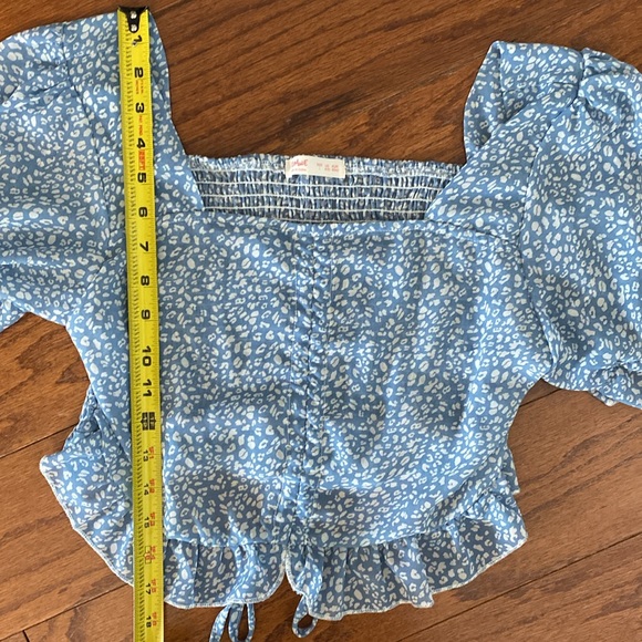 Romwe blue & white cropped top - Size large NWNT - Picture 10 of 10